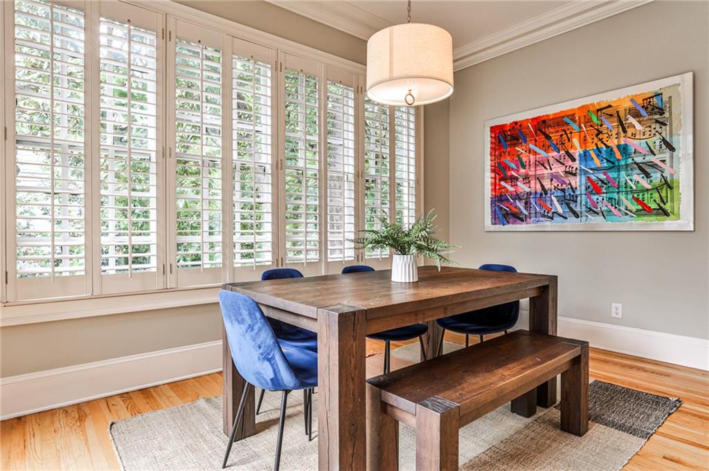 2696 Ellwood Drive NE