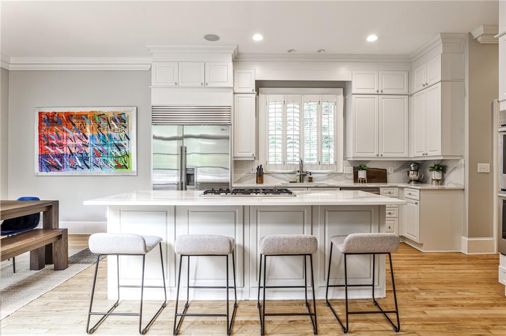 2696 Ellwood Drive NE