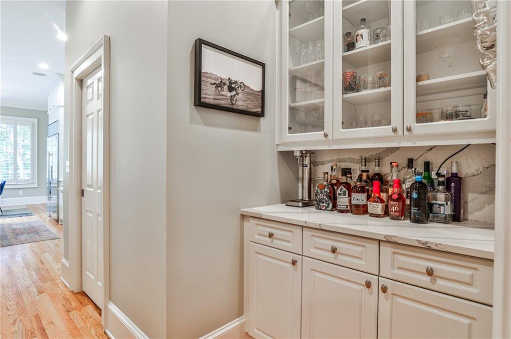 2696 Ellwood Drive NE