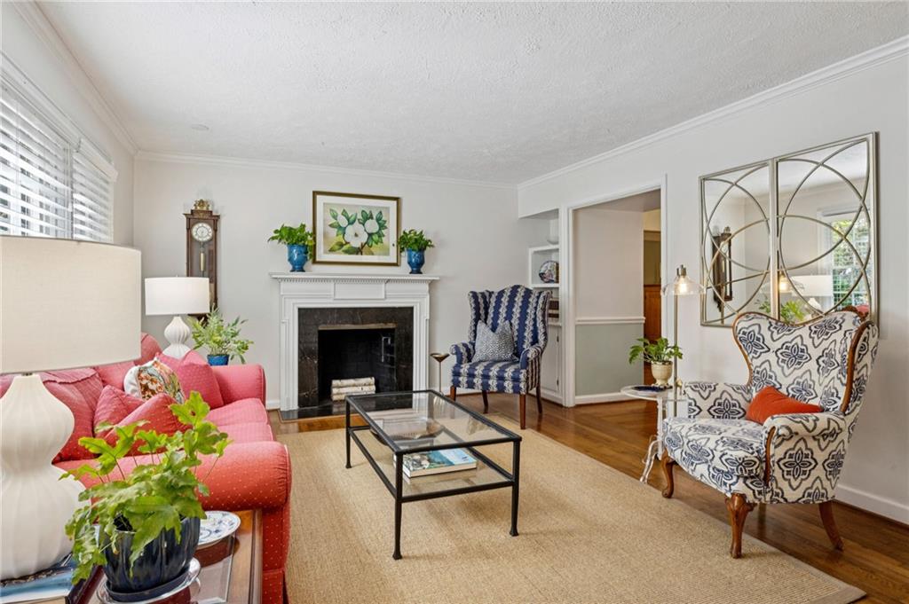 545 Overbrook Drive NW