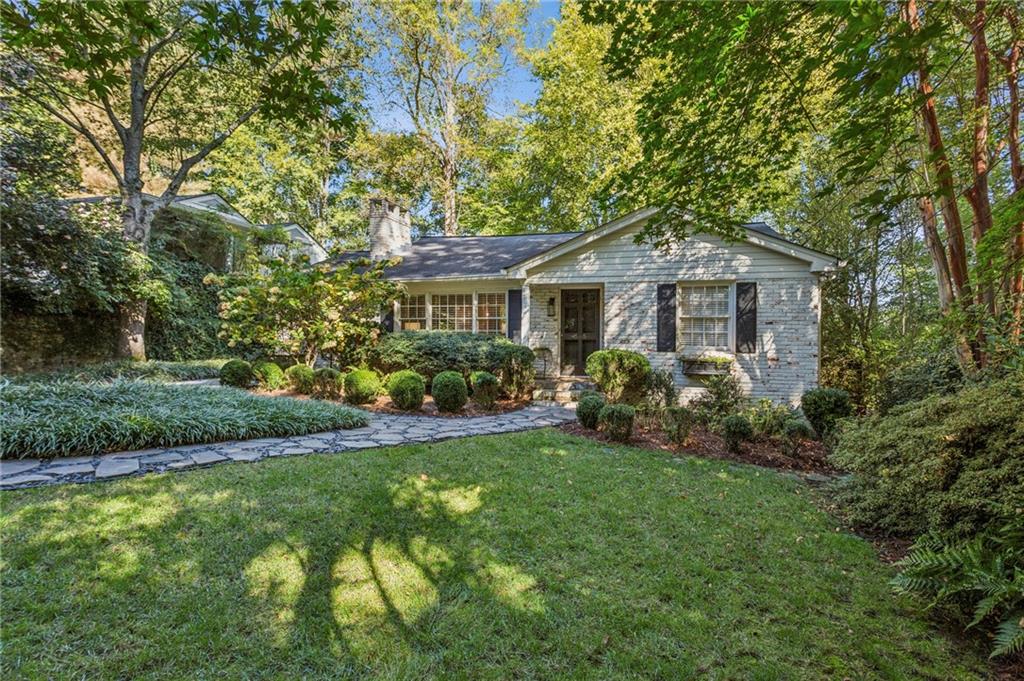 545 Overbrook Drive NW