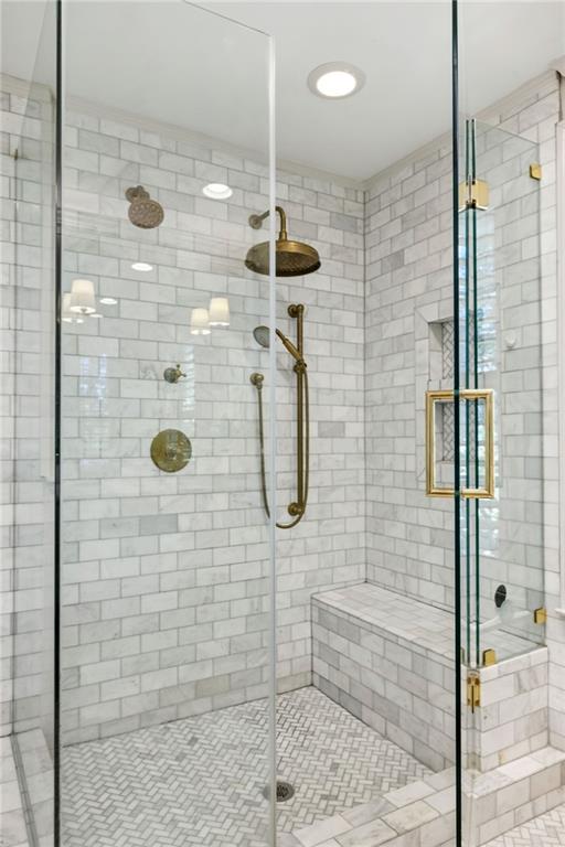 545 Overbrook Drive NW