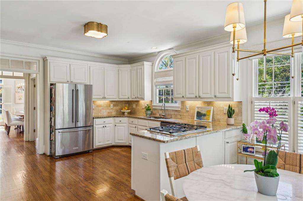 4550 E Brookhaven Drive NE