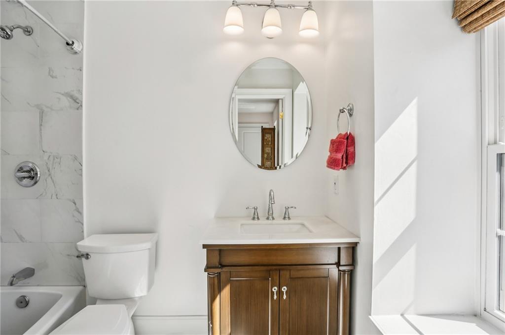 13 Independence Place NW