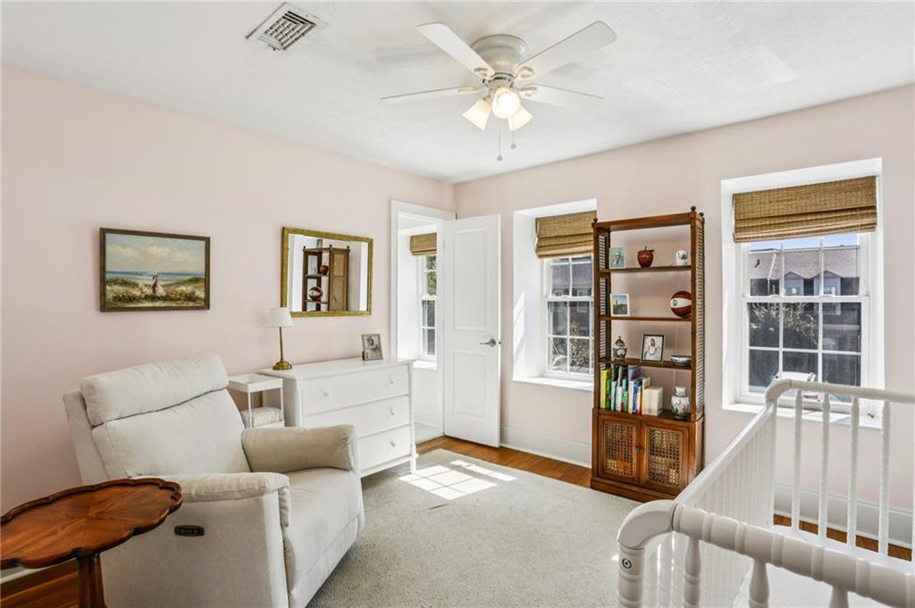 13 Independence Place NW