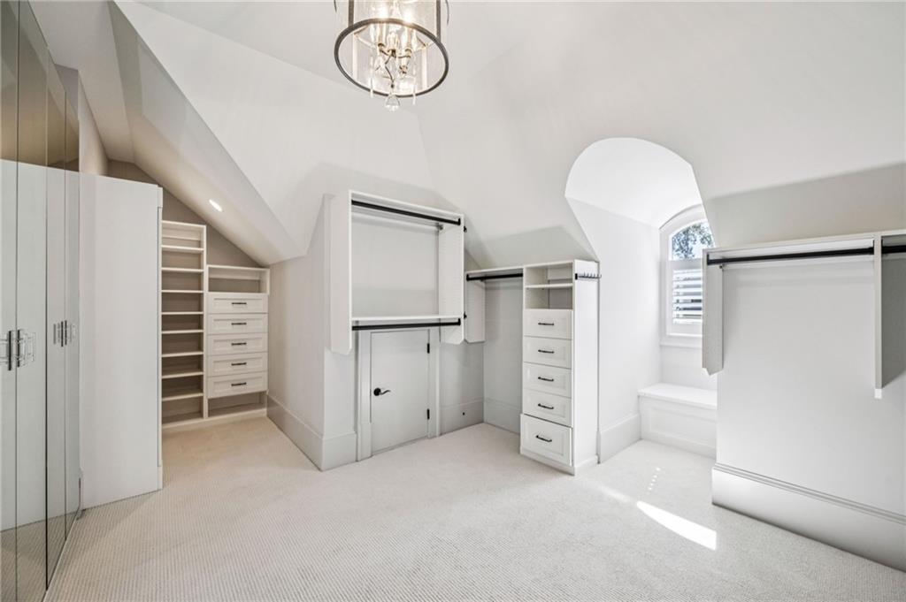 1128 Brookhaven Walk Way NE