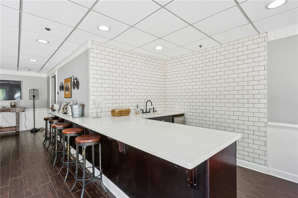 1 Biscayne Drive NW Unit 112