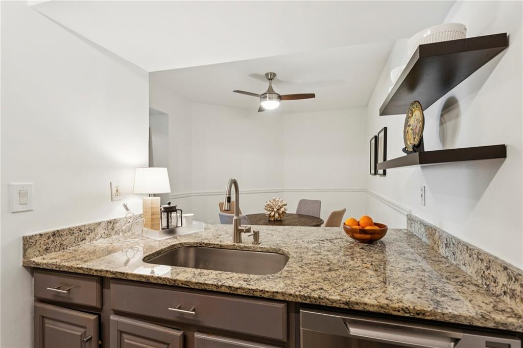 1 Biscayne Drive NW Unit 112