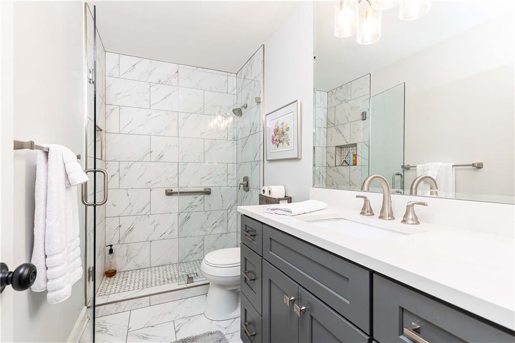 5 Middle Plantation Road NW Unit 5