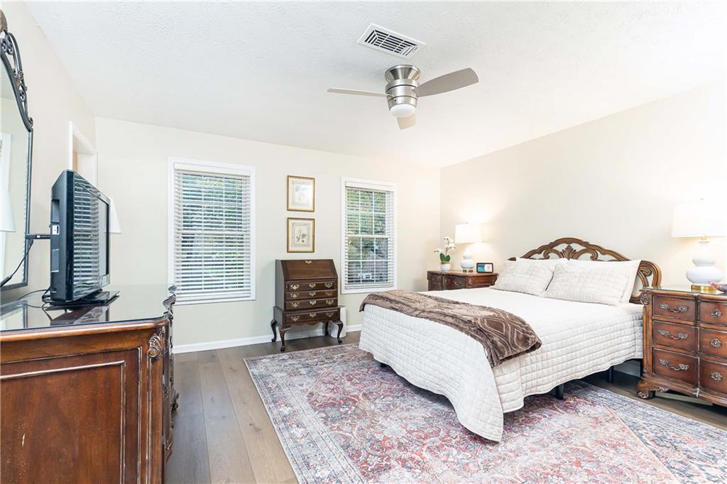 5 Middle Plantation Road NW Unit 5