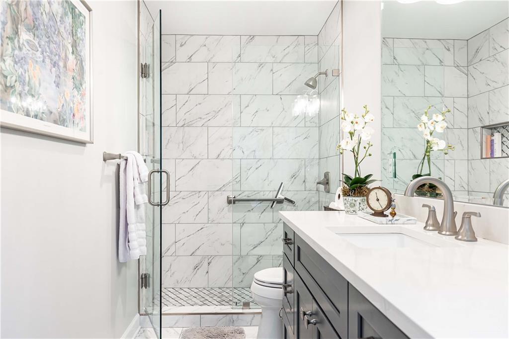 5 Middle Plantation Road NW Unit 5