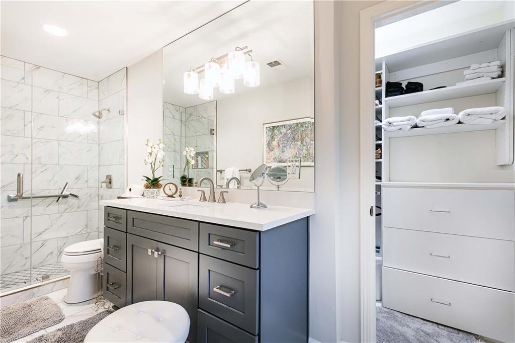 5 Middle Plantation Road NW Unit 5