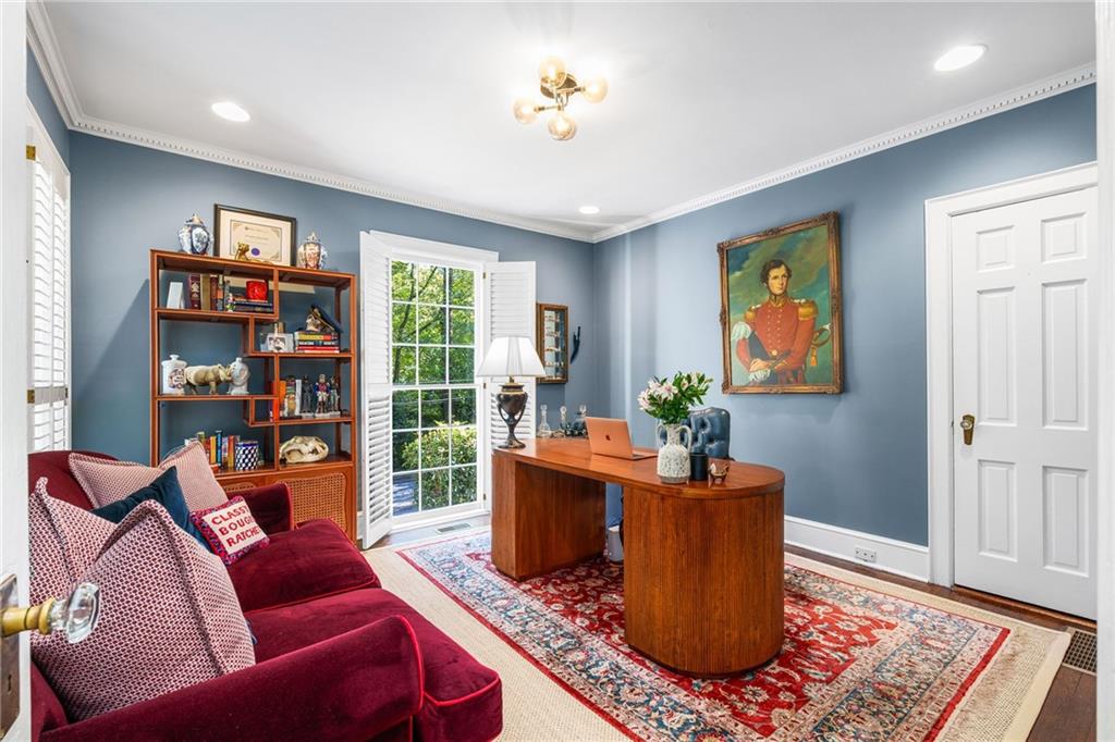 559 Spring Valley Road NW