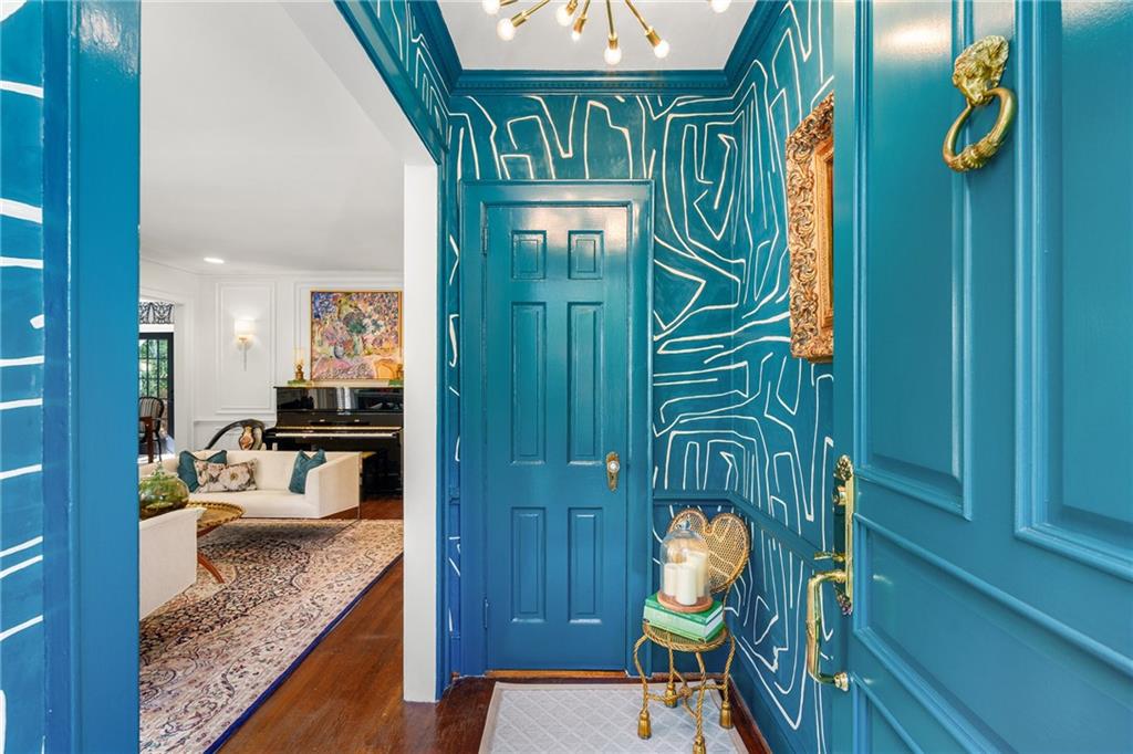 559 Spring Valley Road NW