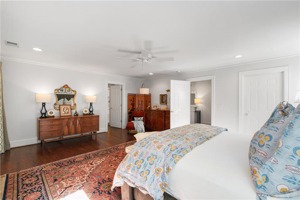 559 Spring Valley Road NW