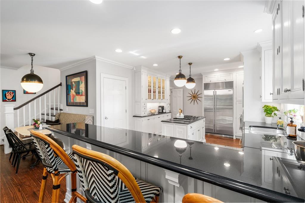 559 Spring Valley Road NW