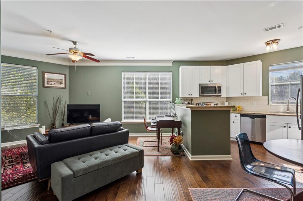 10 Perimeter Summit Boulevard NE Unit 4337