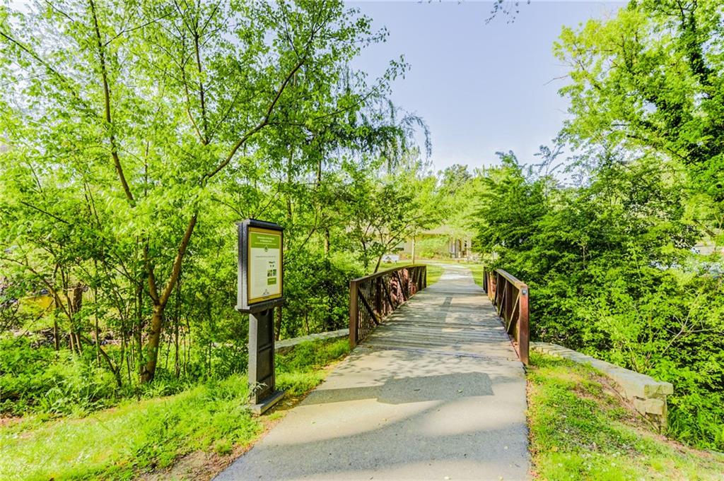 222 Forkner Drive Unit 22