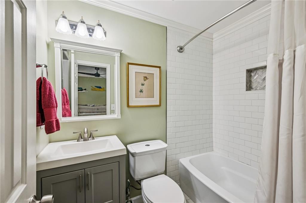 222 Forkner Drive Unit 22