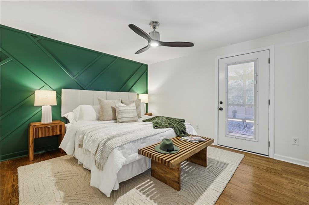 10405 Meadow Crest Lane