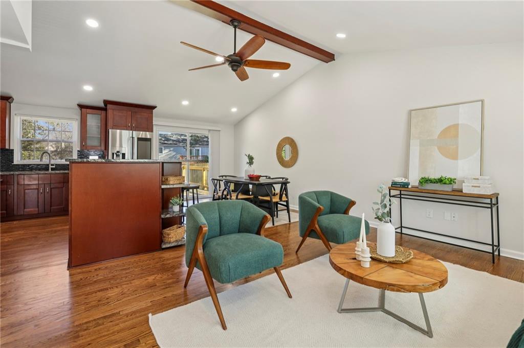 10405 Meadow Crest Lane