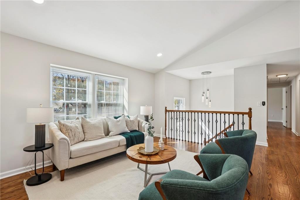 10405 Meadow Crest Lane