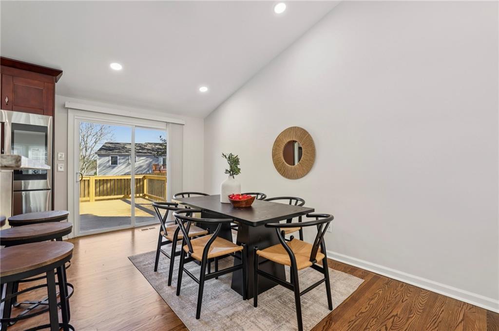 10405 Meadow Crest Lane