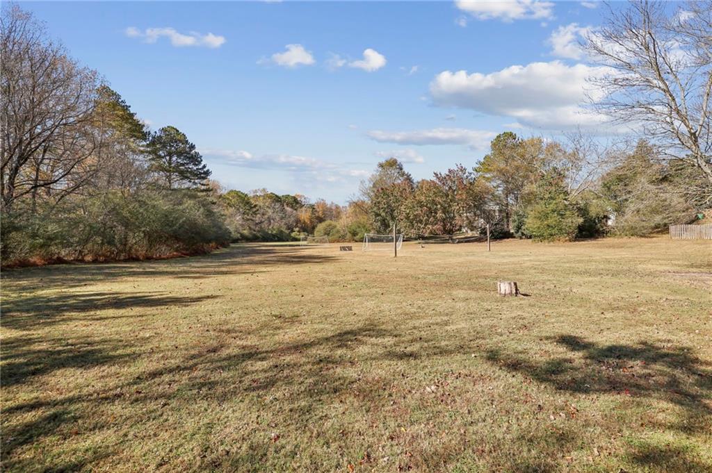 10405 Meadow Crest Lane