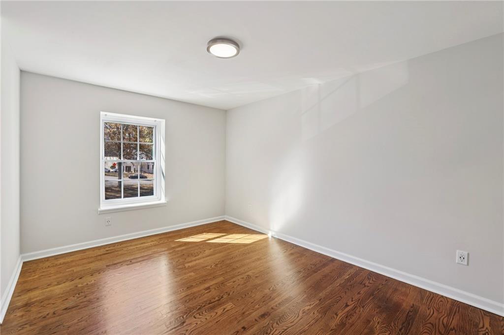 10405 Meadow Crest Lane