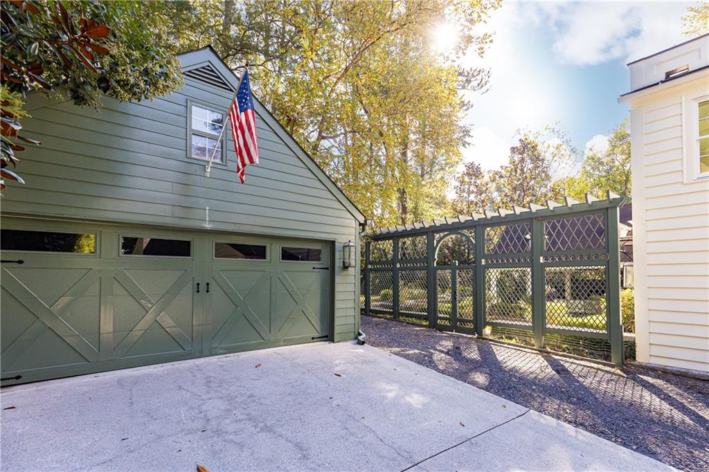 2363 Montview Drive NW