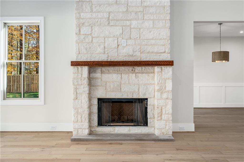 4276 Smithsonia Drive