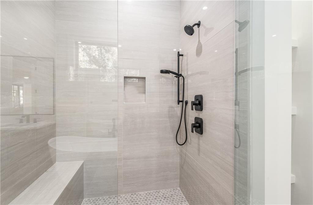 4276 Smithsonia Drive