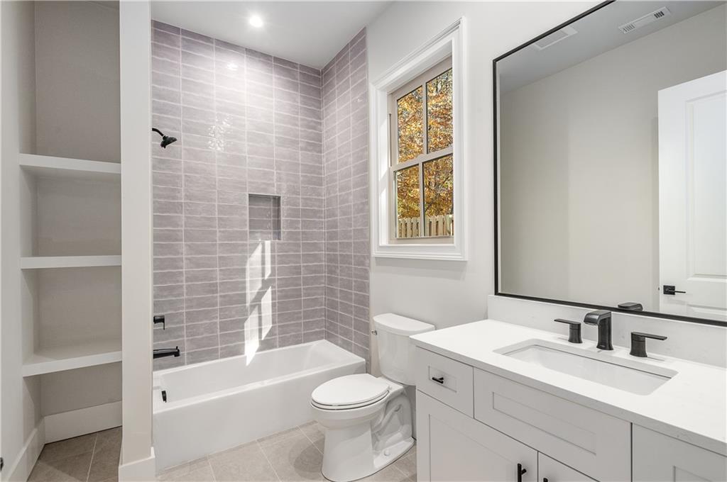 4276 Smithsonia Drive