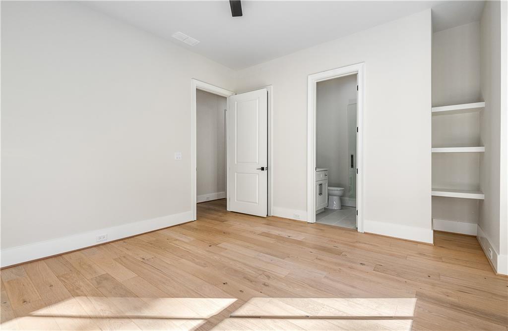 4276 Smithsonia Drive