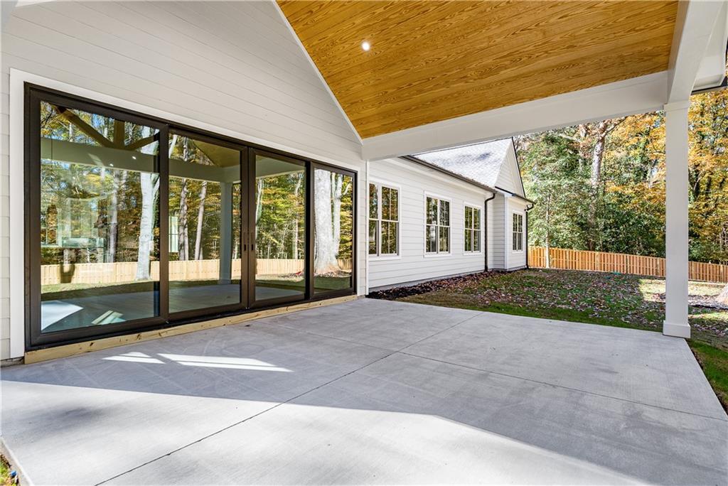 4276 Smithsonia Drive