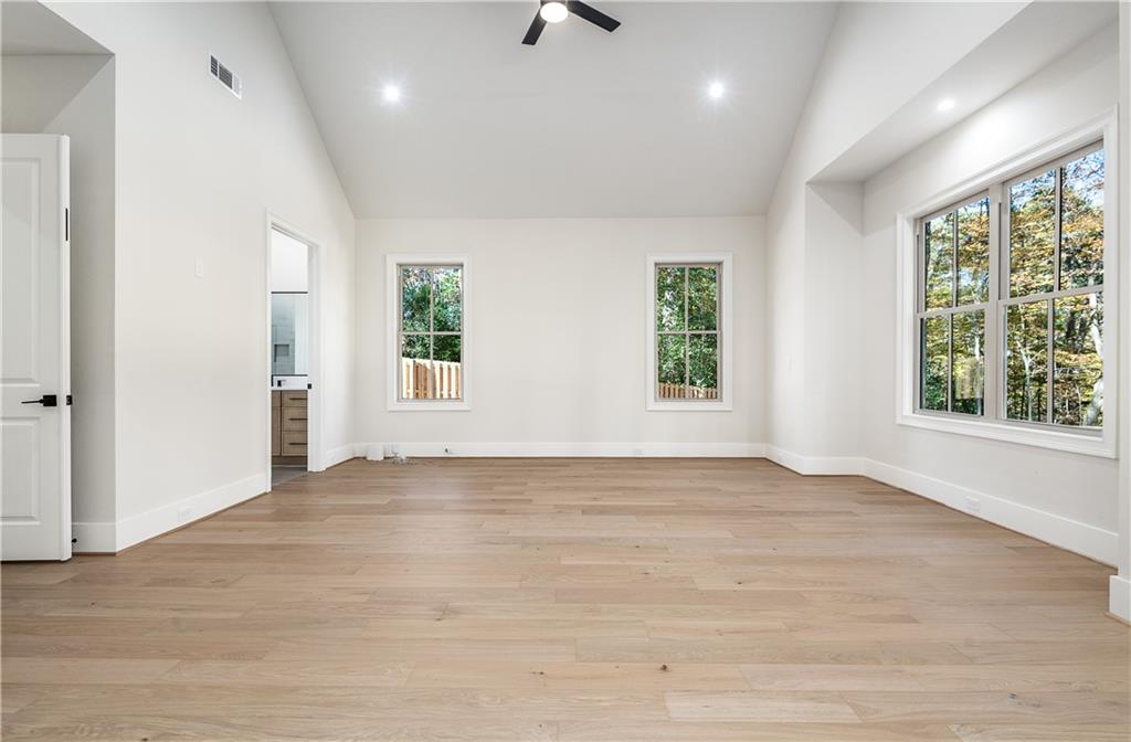 4276 Smithsonia Drive