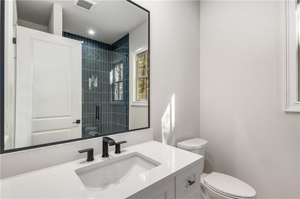 4276 Smithsonia Drive