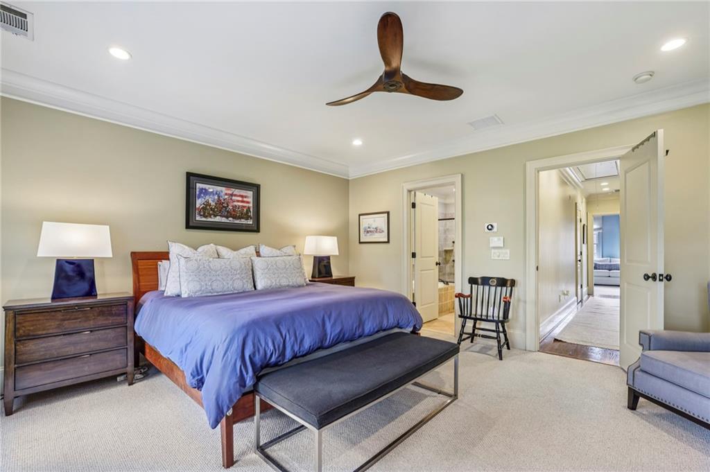 1029 E Club Court NE Unit 1029