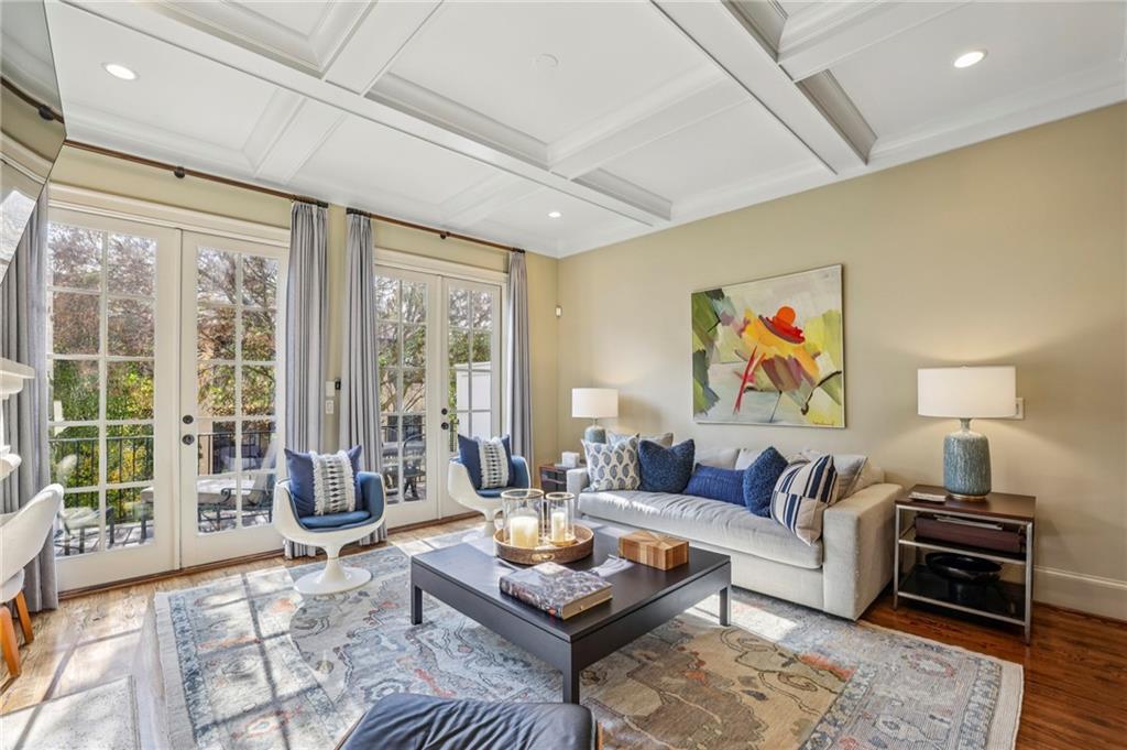 1029 E Club Court NE Unit 1029