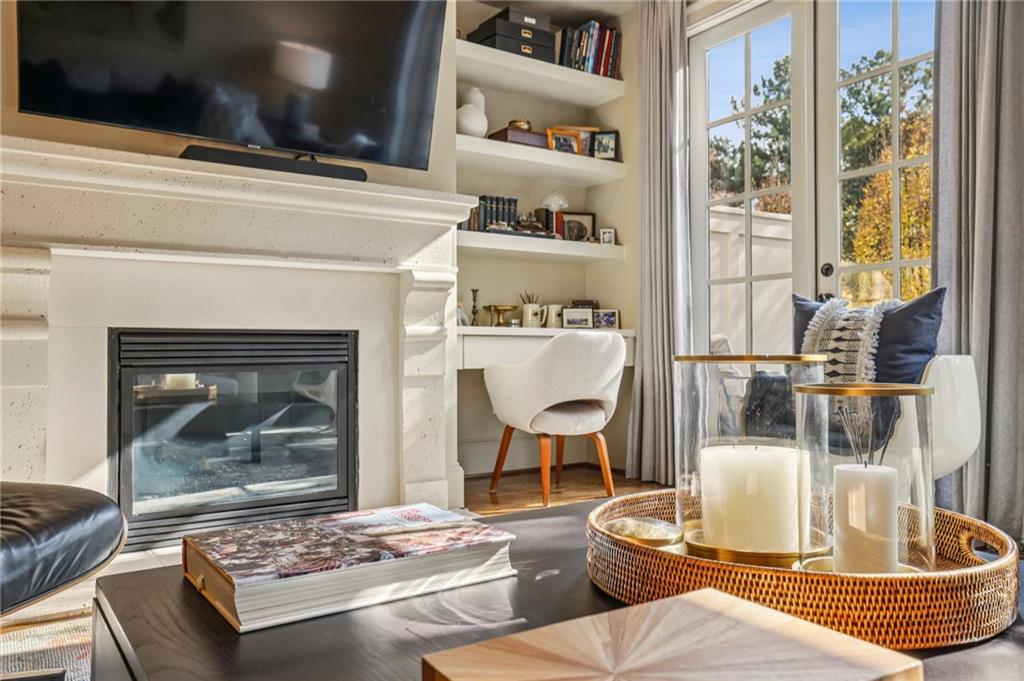 1029 E Club Court NE Unit 1029