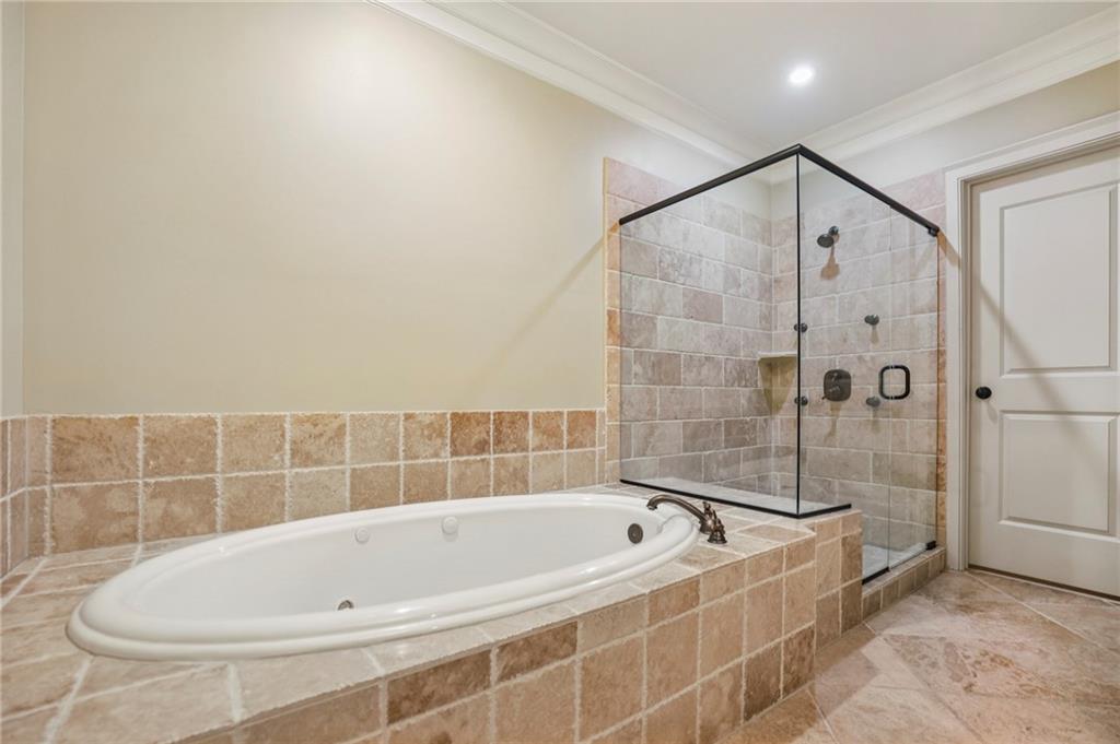 1029 E Club Court NE Unit 1029