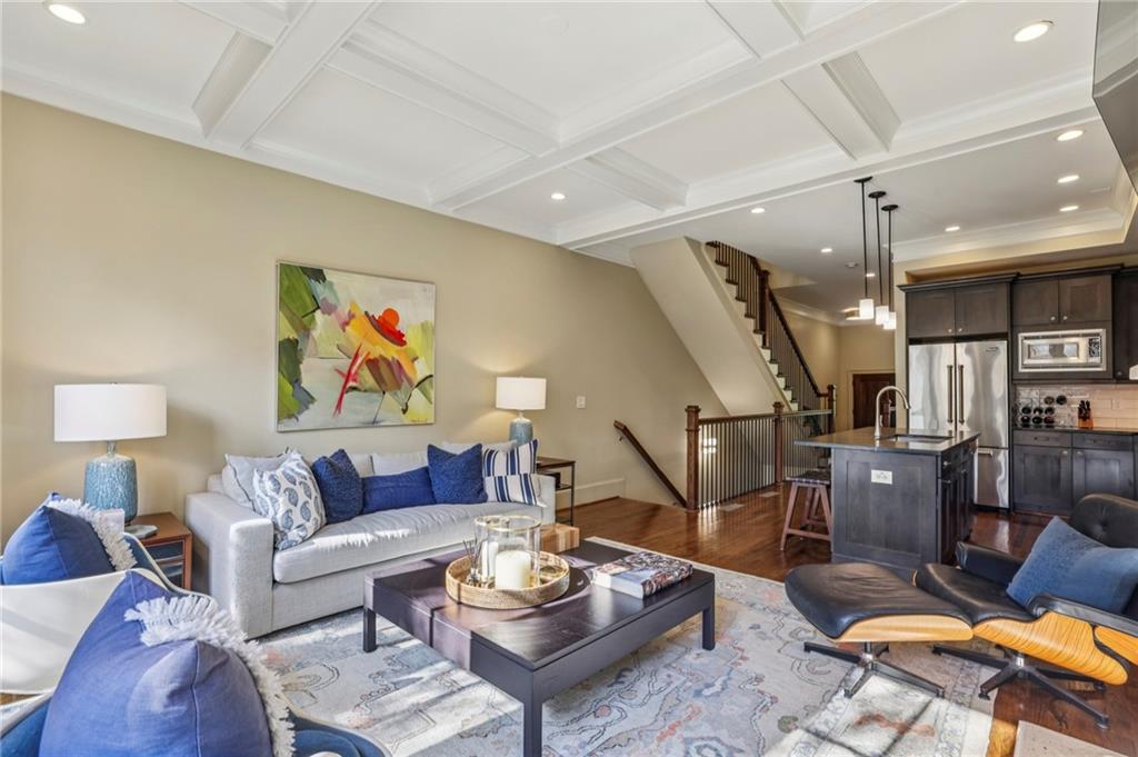 1029 E Club Court NE Unit 1029