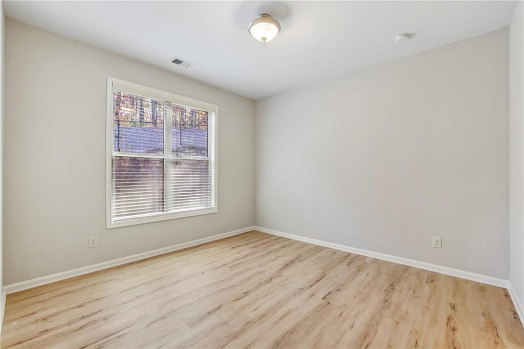 1210 Roswell Manor Circle