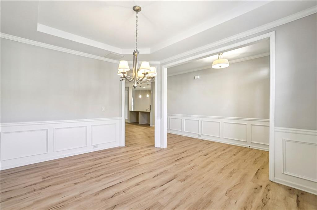 1210 Roswell Manor Circle