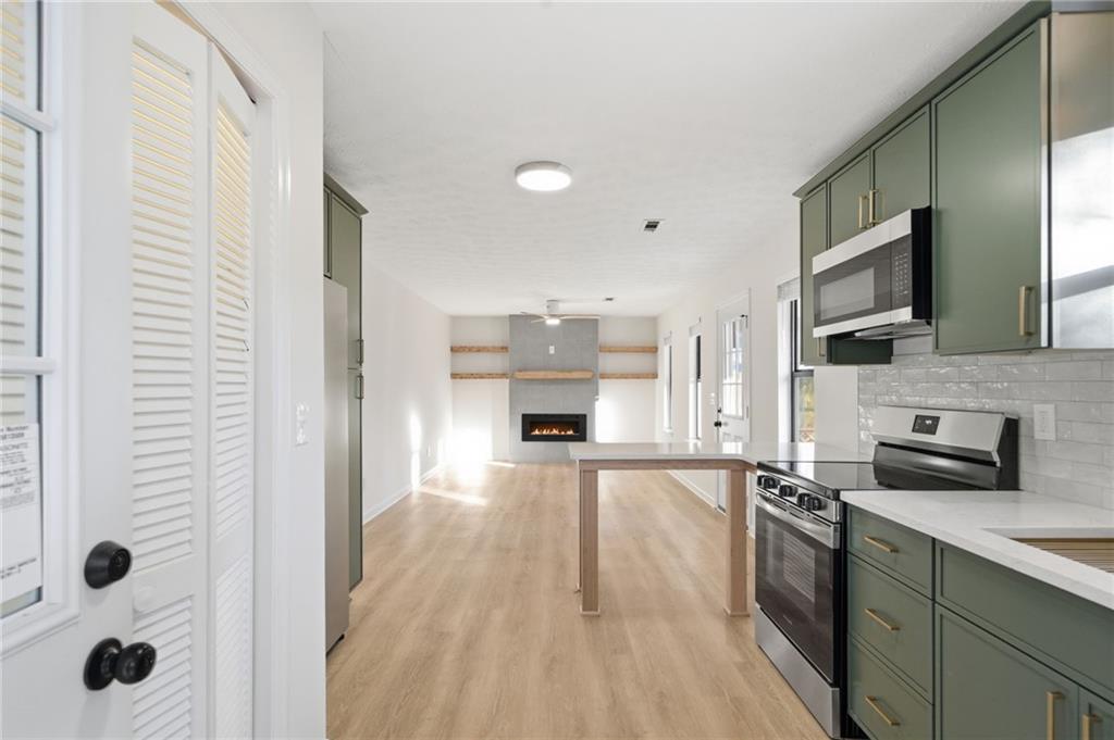 1760 Woodland Trail
