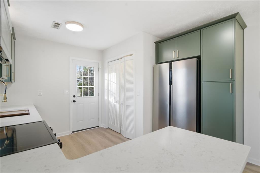 1760 Woodland Trail