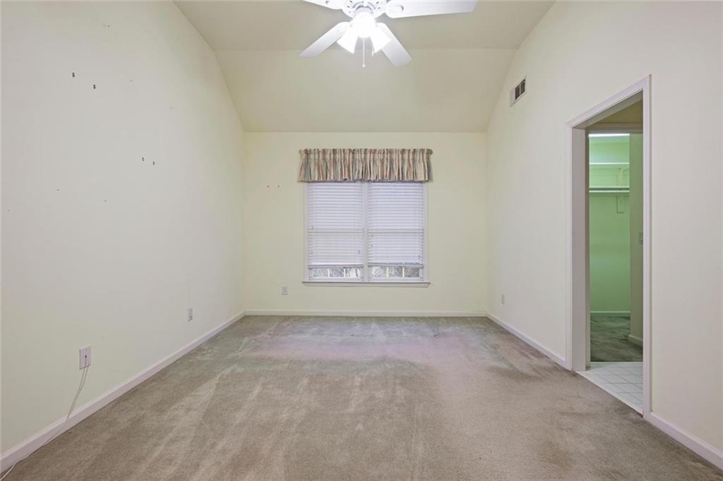 2014 Ivy Ridge Road SE