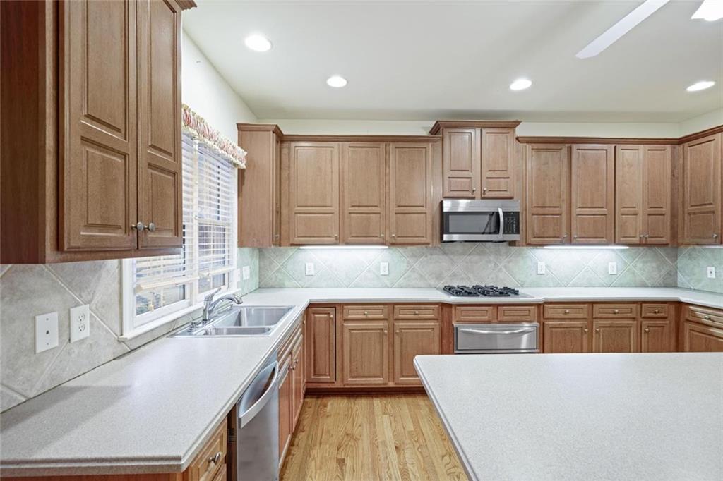2014 Ivy Ridge Road SE