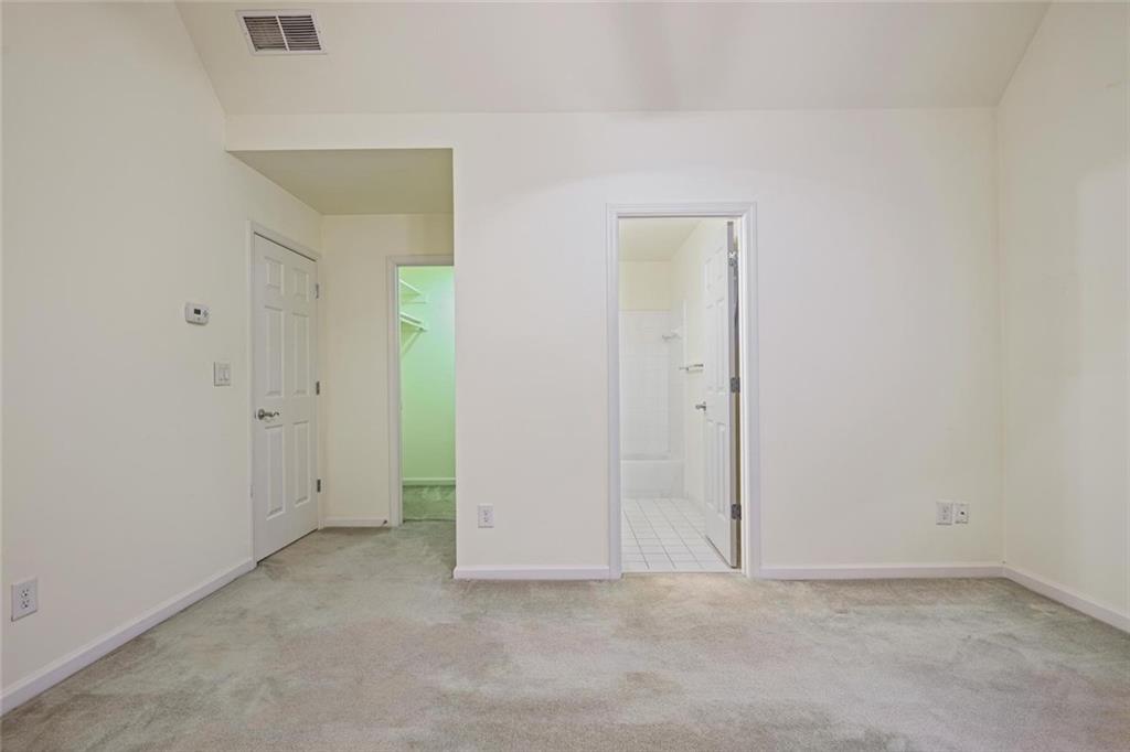 2014 Ivy Ridge Road SE