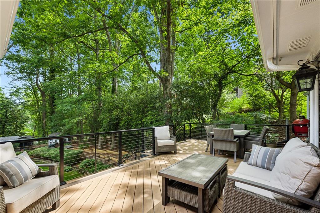 1130 Angelo Court NE